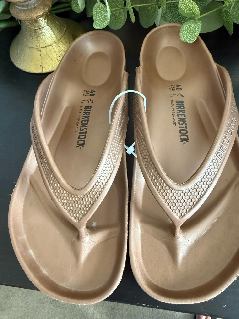 BIRKENSTOCK HONOLULU THONG SANDAL FLIP FLOPS METALLIC COPPER women 9 men 7 - Picture 5 of 8